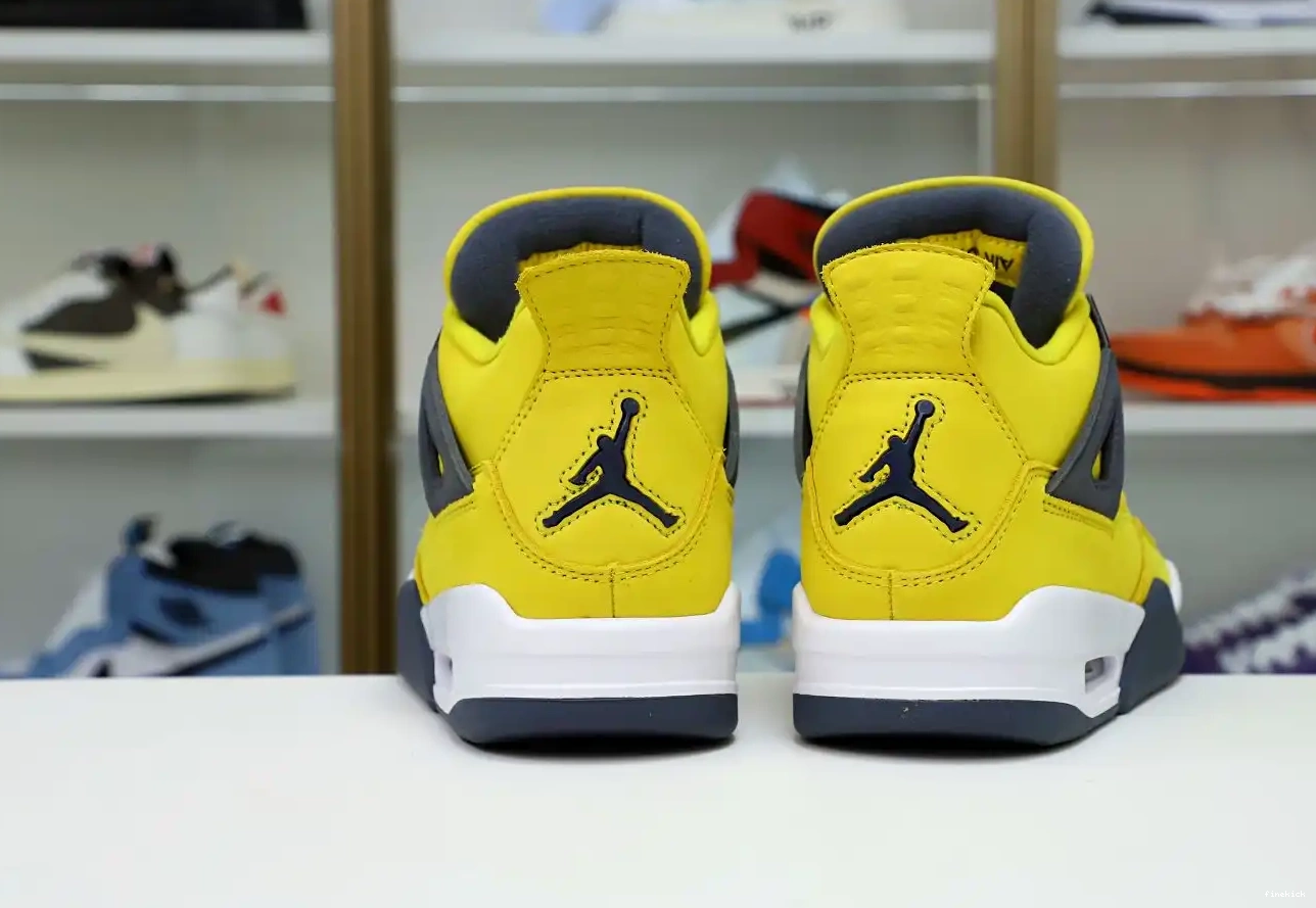 AIR JORDAN 'LIGHTNING' 2021 AIR JORDAN 4 RETRO 0606